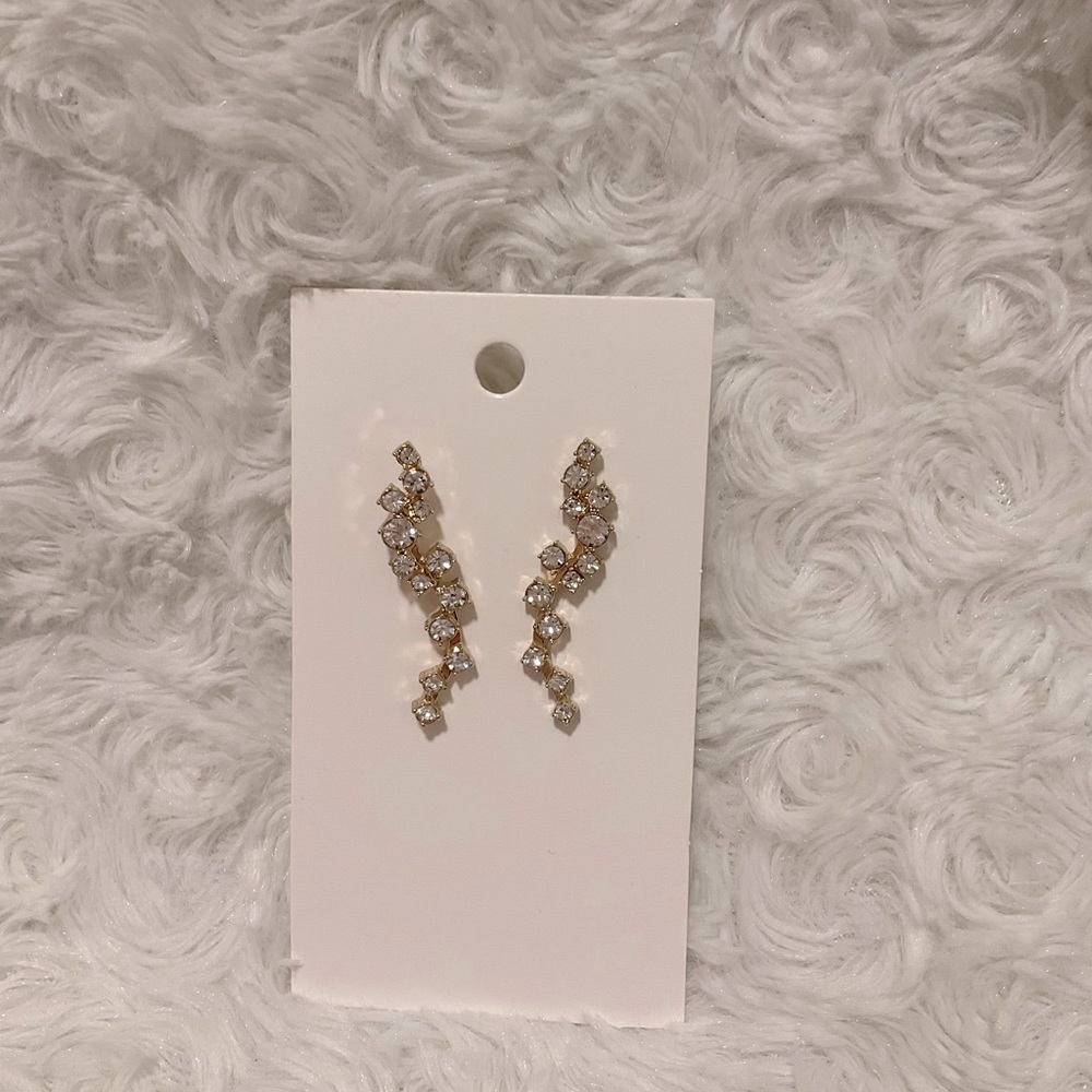 🌻 3 for $15 - Baublebar gold bar earrings